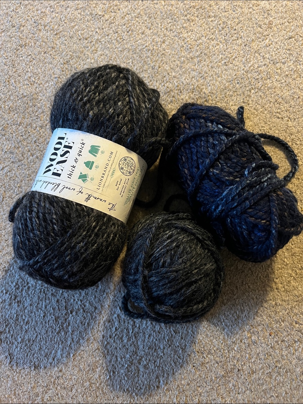 Lion Brand Thick & Quick Charcoal and Navy Yarn Set